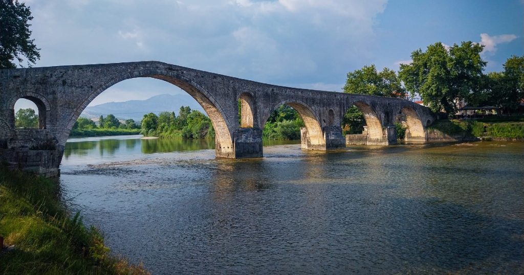 Το Γεφύρι της Άρτας